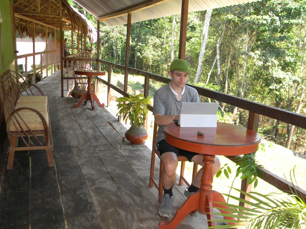 Jacamar Lodge Expeditions Икитос Экстерьер фото