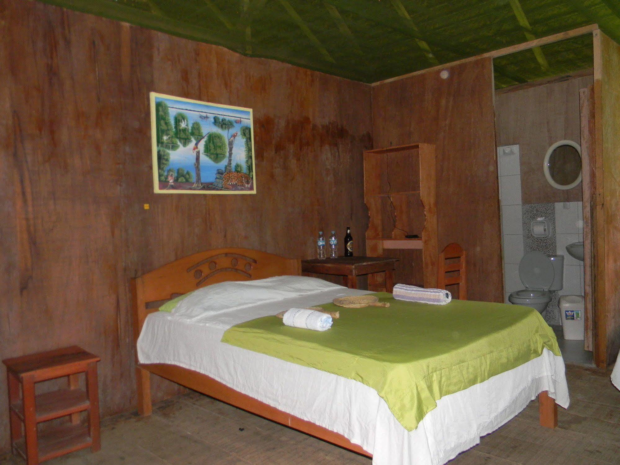 Jacamar Lodge Expeditions Икитос Экстерьер фото